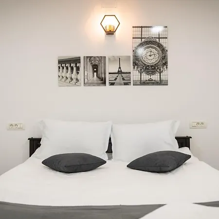 Old Town Suites Brasov-2